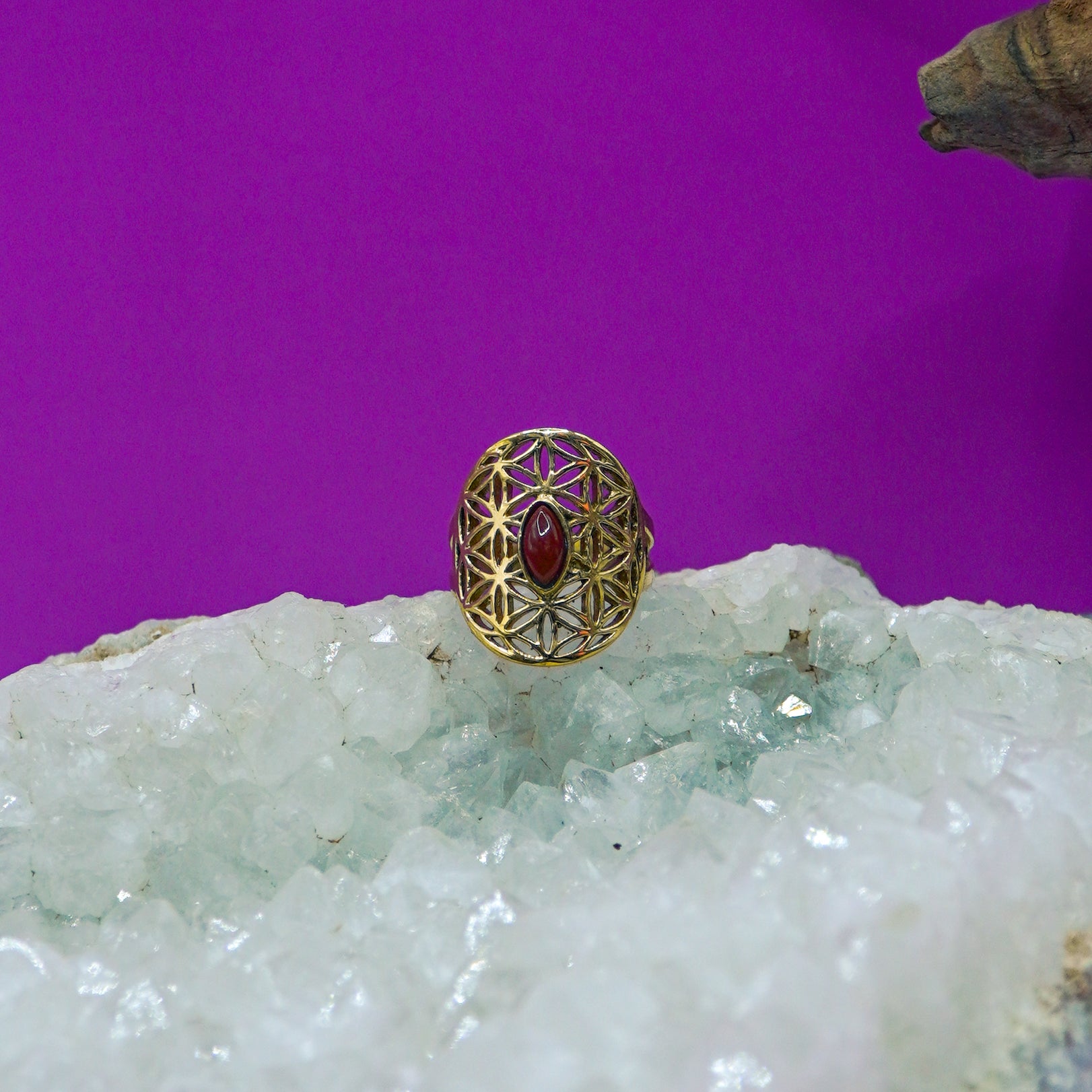 Lila Ring