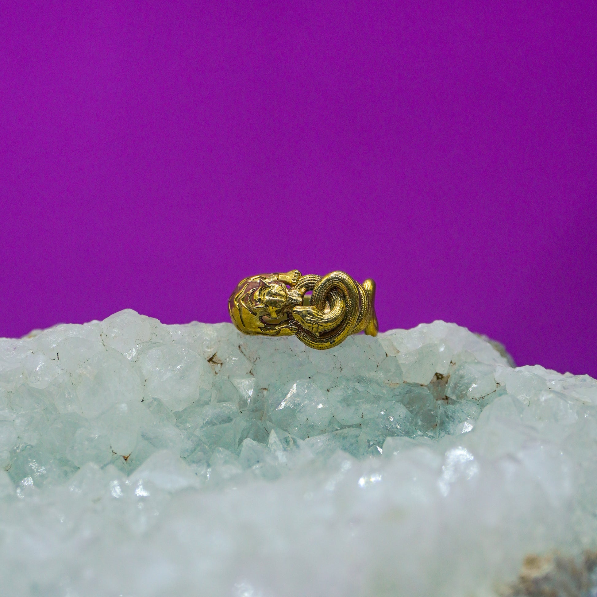 Shera Ring