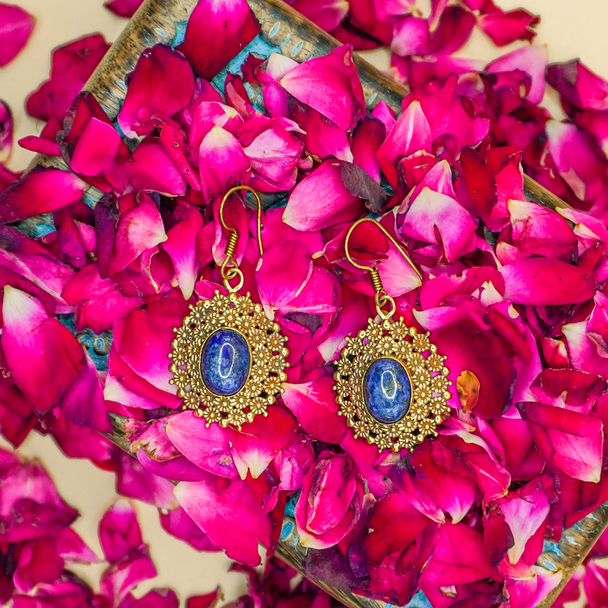 Vyoma Earring