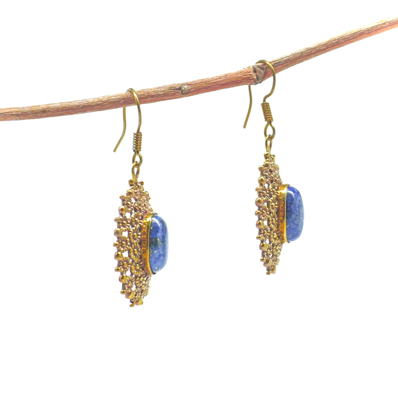 Vyoma Earring